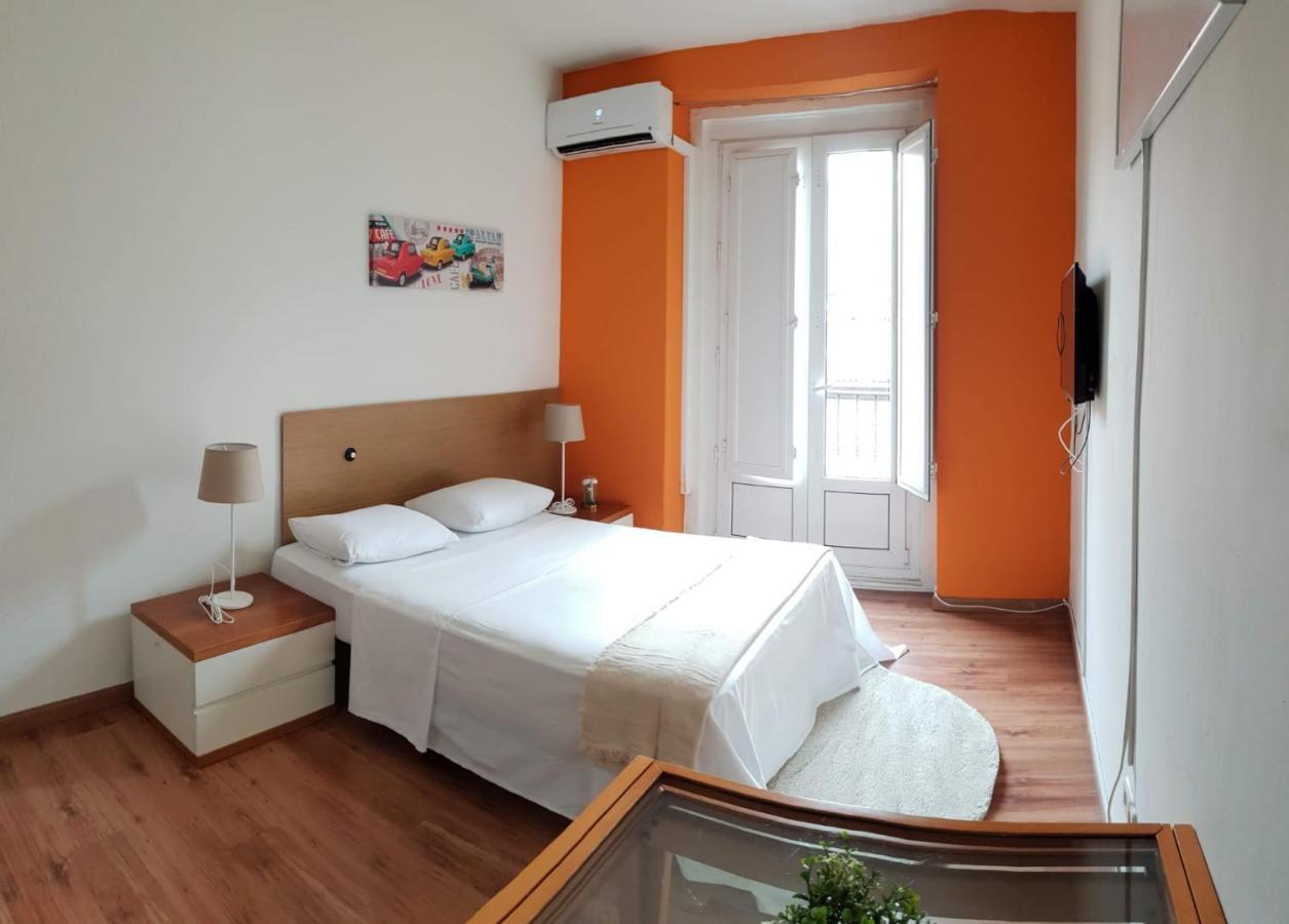Apartamentos Fuencarral Мадрид Екстериор снимка